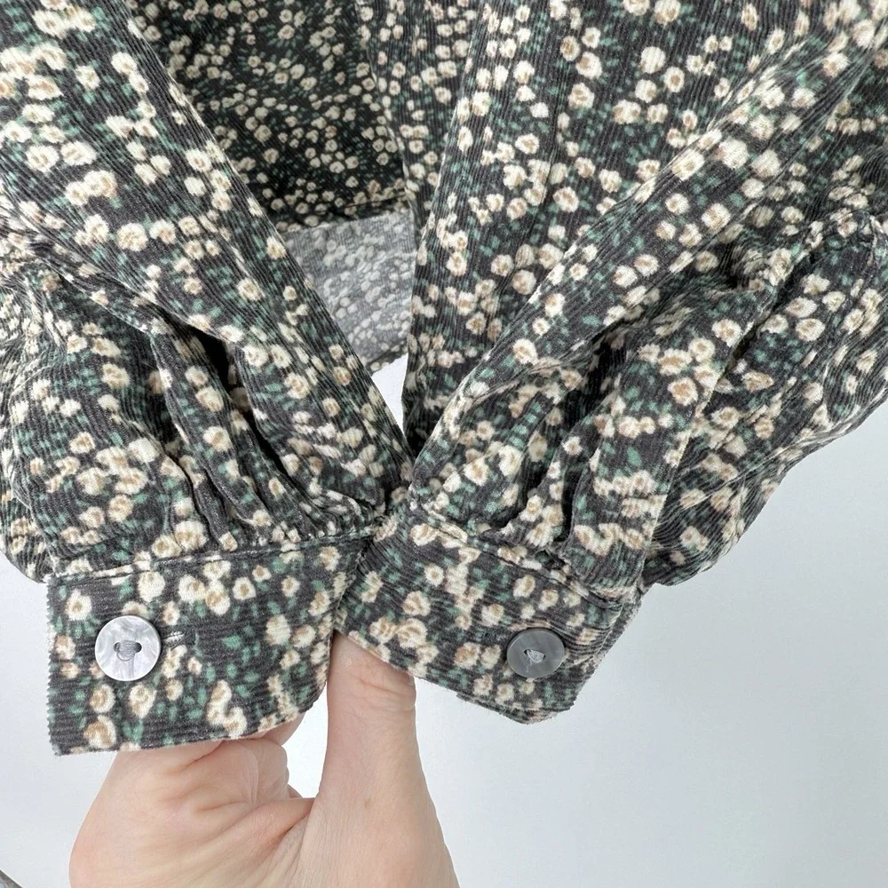 Universal Thread Micro Floral‎ Corduroy Puff Slv Floral 100% Cotton Sz M Cottage
